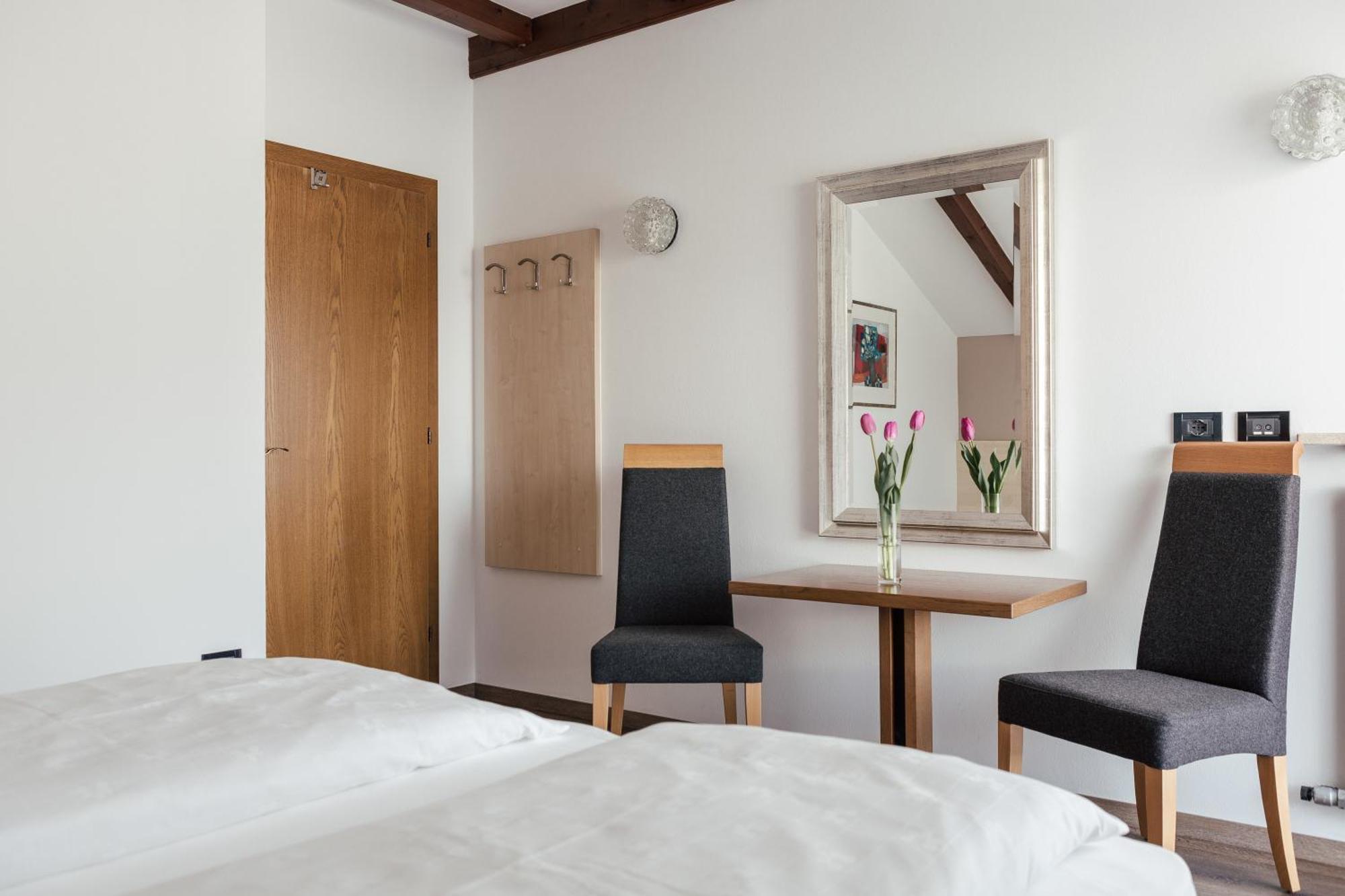 Garni Sirmian Hotel Merano Bagian luar foto