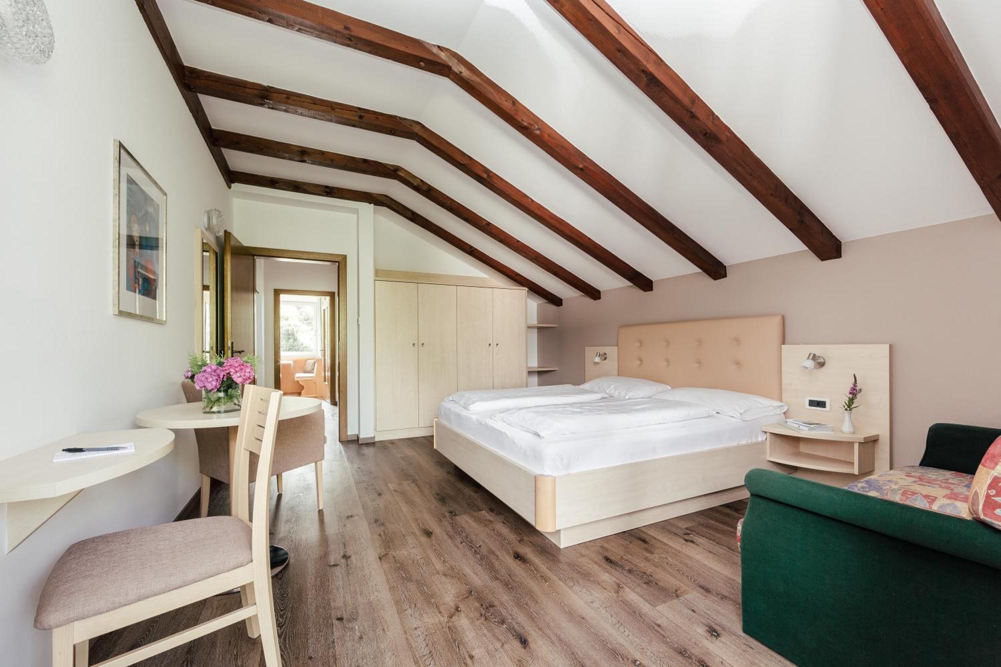 Garni Sirmian Hotel Merano Ruang foto